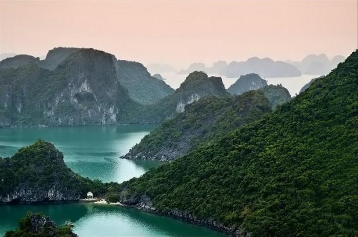 Vietnamo kokia jūra plauna